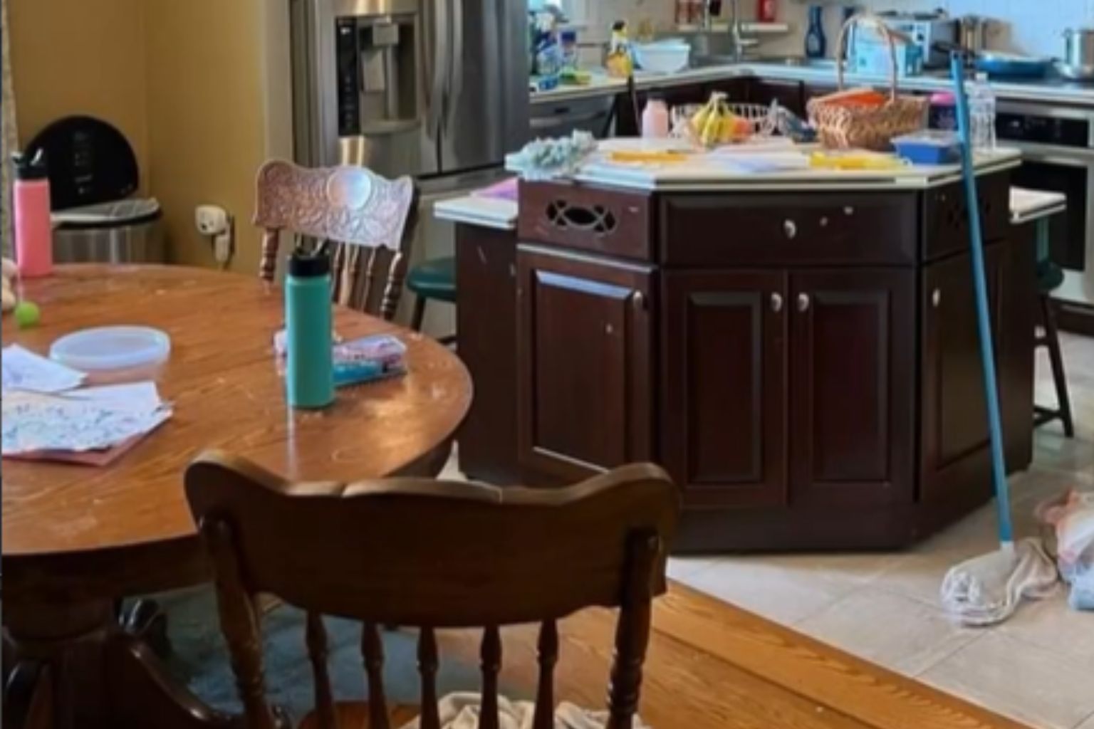 House Cleaning in Ardmore, PA From Chaos to Calm on Edgewood Rd